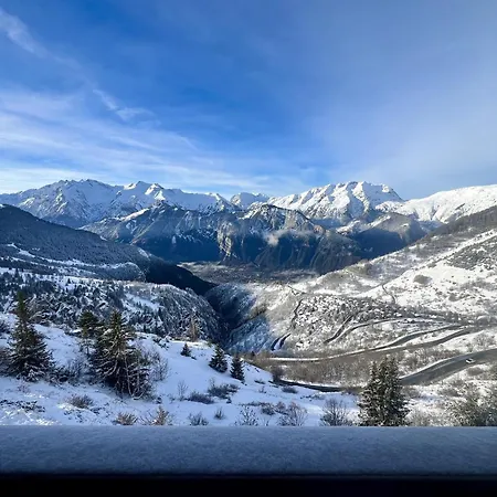 Stunning With Breathtaking View!