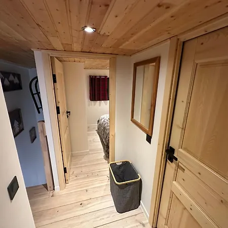 Stunning With Breathtaking View! Huez