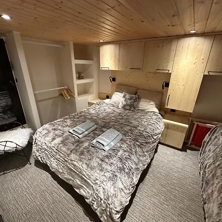 Stunning With Breathtaking View! Apartment Huez