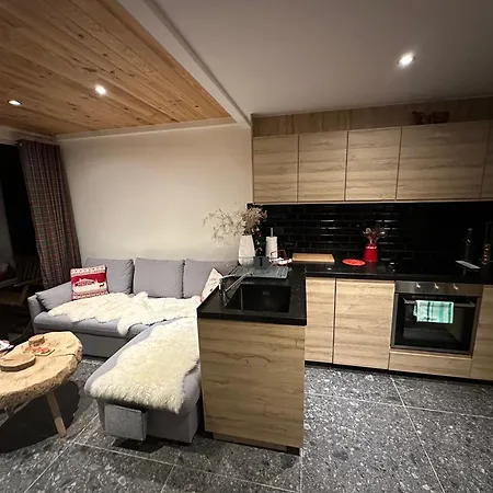 Stunning With Breathtaking View! Apartment