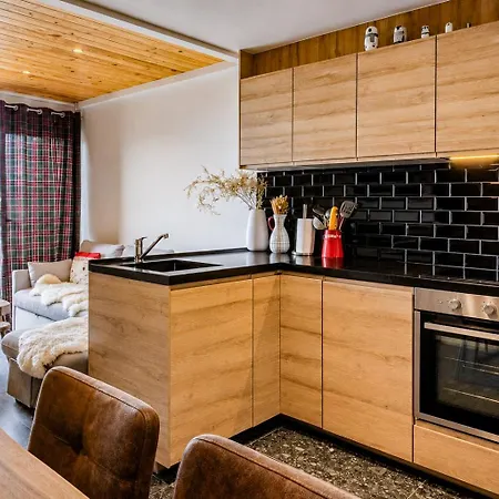 Stunning With Breathtaking View! Huez